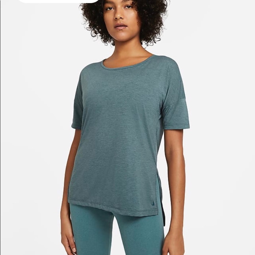 Nike Yoga Shirt